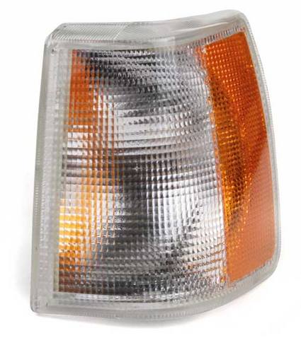 Volvo Corner Light Assembly - Driver Side 1369609 - URO Parts 1369609